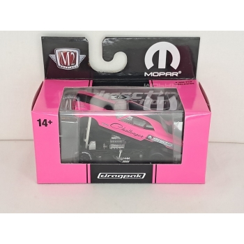 M2 Machines 1:64 Dodge Challenger Funny Car 1971 pink